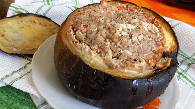 Kulaté cuketky plněné sýrem tofu