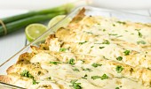 Kuřecí enchiladas se salsou verde a avokádem