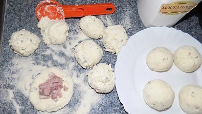 Libečkové knedlíky z tvarohového těsta bez vážení