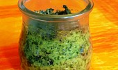 Mangoldovo-petrželkové pesto