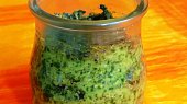 Mangoldovo-petrželkové pesto