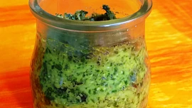 Mangoldovo-petrželkové pesto