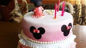 Minnie s medvídkem