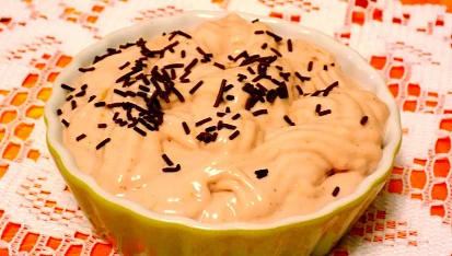 Mražený švestkový jogurt