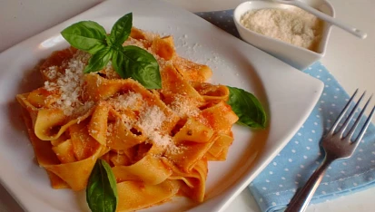 Nejjednodušší rajčatová omáčka na těstoviny z italské kuchařky