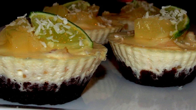 Piňa colada mini cheescake