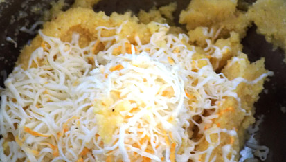 Polenta na hlávkovém salátu