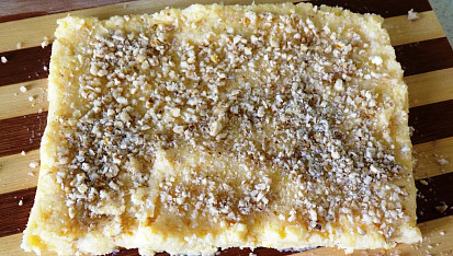 Polenta na hlávkovém salátu