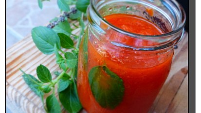 Rajčatová omáčka s bazalkou (Sugo di pomodoro al basilico)