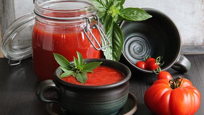 Rajčatová omáčka s bazalkou (Sugo di pomodoro al basilico)