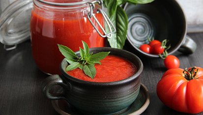 Rajčatová omáčka s bazalkou (Sugo di pomodoro al basilico)