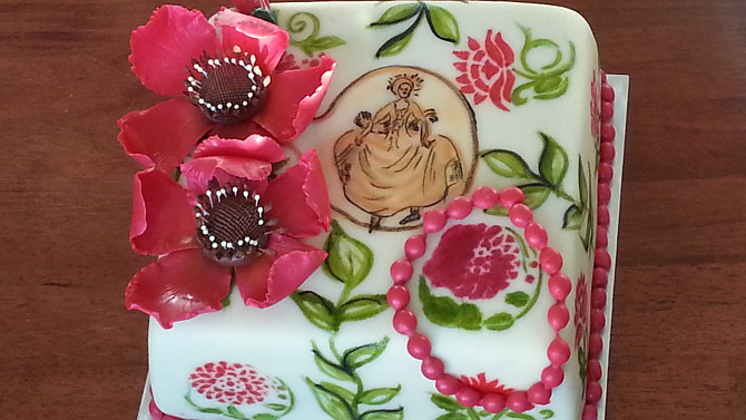 Rokoko, Malovaný dort s modelovaným květem