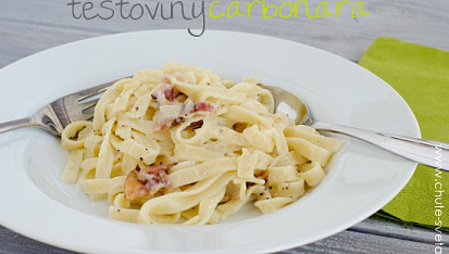Těstoviny carbonara s parmezánem