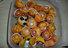 Tvarohové muffiny s ovocem (minimuffinky)