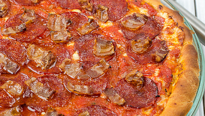 Vysoká a hluboká pizza