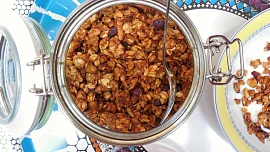 Banánová granola