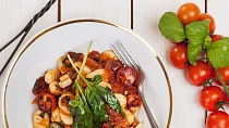 Bezlepkové noky s tomatovou omáčkou