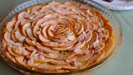 Jablečný koláč z mandlového těsta
