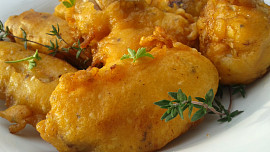 Křidélka v česnekovém těstíčku