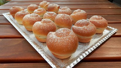Kynuté muffiny s kakaovým pudinkem