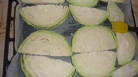 Pečené česnekové zelí