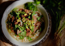 Pho bo tai  ( Phở bò tái )