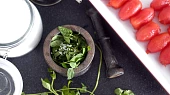 Tofu s rajčaty, bramborami a oregánem