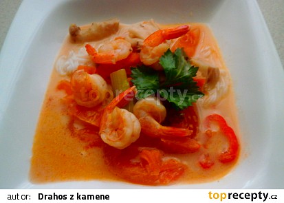 Thajská polévka s kokosovým mlékem Tom Yum Goong