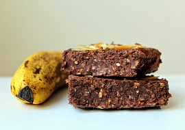 Vegan fazolové brownies s arašídovým máslem