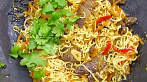 Wok - hovězí na zázvoru