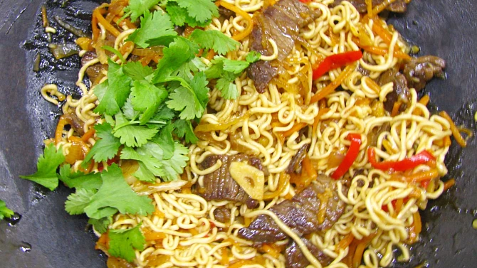 Wok - hovězí na zázvoru