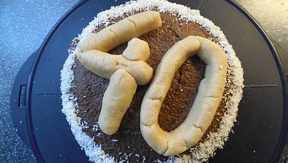 Cizrnová Nutella, použití jako krém na dort
