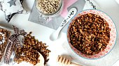 Domácí kokosová granola