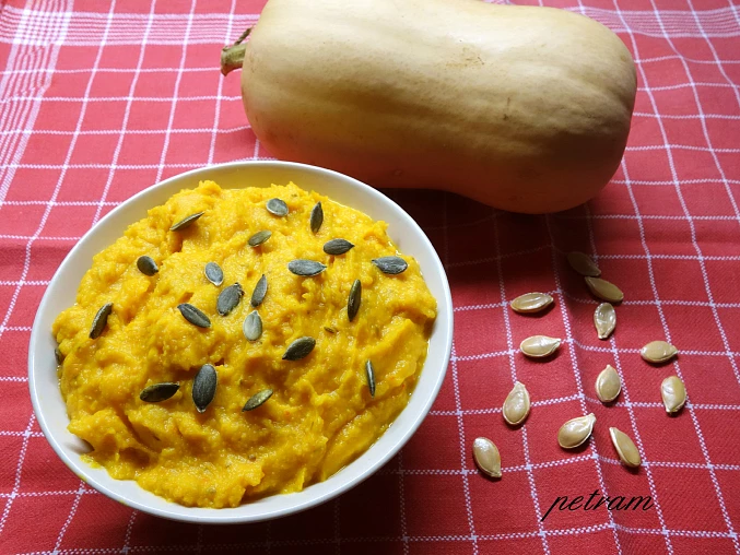 Hummus s dýní Hummus s dýní