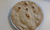 Indické dvouzrnné placky (roti/chapati) 60% hydratace (hotová placka)