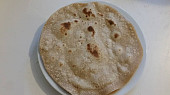 Indické dvouzrnné placky (roti/chapati) 60% hydratace, hotová placka