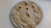 Indické dvouzrnné placky (roti/chapati) 60% hydratace, hotová placka