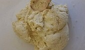 Irský sodný chléb s kukuřičnou moukou (těsto)