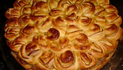 Jablečný koláč "Chryzantéma", Ještě horký :o)