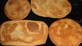 Křeháčky-křesné placky, křesné pekáče, hnětánky, přesné pagáče, přesňáky, krajance, loupané pagáčky