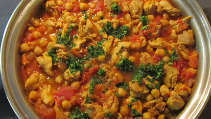 Kureci ragu s cizrnou