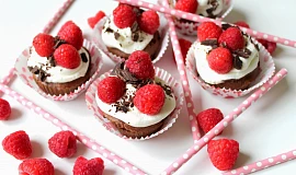 Malinové cupcakes