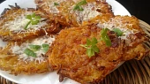 Pečené rösti se slaninou a parmazánem