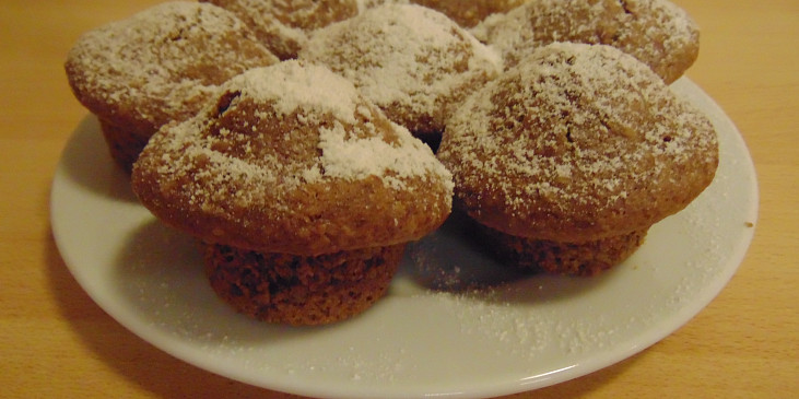 Perníkové muffiny s ořechy (Dobrou chuť :-))