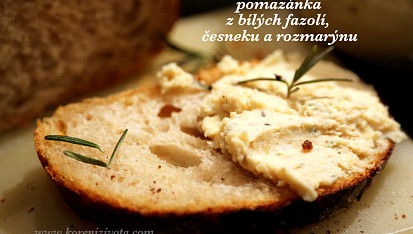 Pomazánka z bílých fazolí, česneku a rozmarýnu