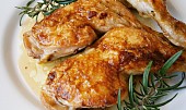 Rozmarýnové kuře na másle (Rozmarýnová stehna na másle)
