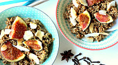 Skořicová quinoa kaše s fíky