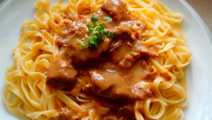 Tagliatelle a vepřové