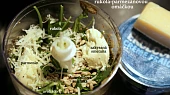Těstoviny s avokádo-rukola-parmezánovou omáčkou