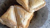 Toast - banán s chilli papričkou.